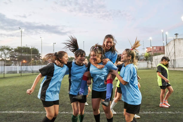 TA：阿森纳真正的隐患集中于防线；维拉的阵容几乎没容错空间（TA：阿森纳最大软肋在后防，维拉阵容几乎零容错）